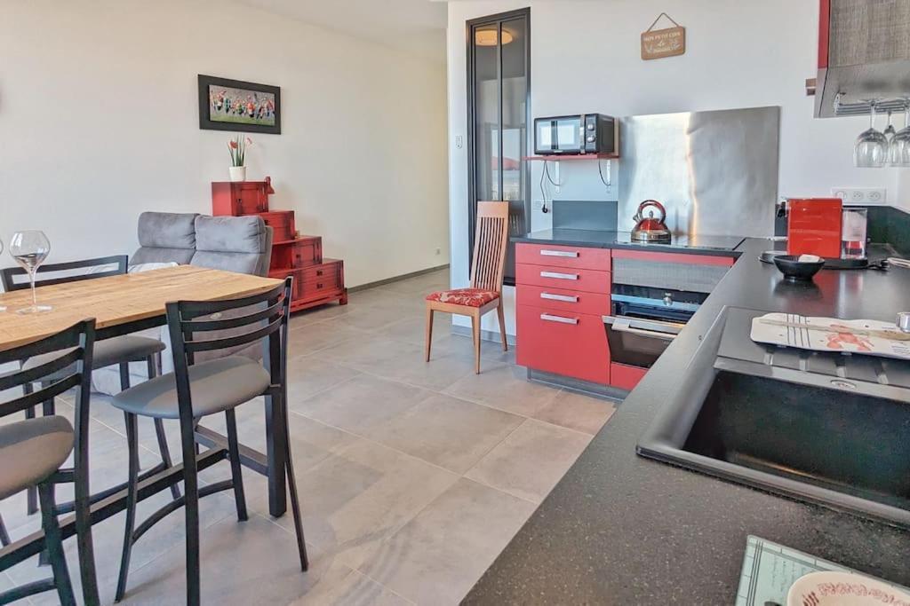 Appartement Pour 3 Personnes Sur La Plage Les Pieds Dans Leau Plonevez-Porzay Exterior photo